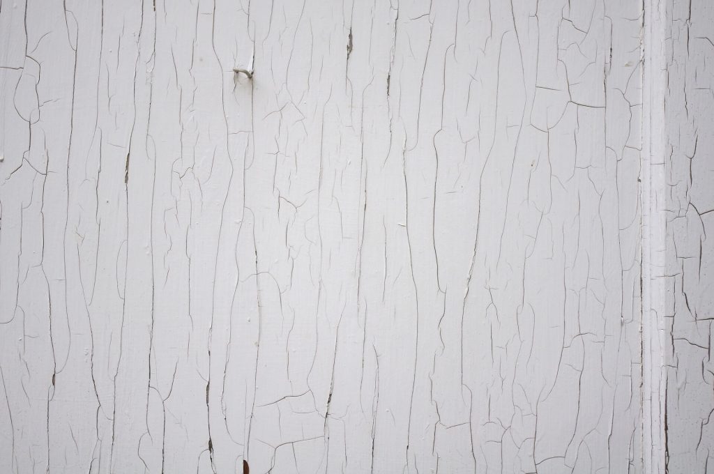 Why Does Spray Paint Crackle? (Answers and Expert Solutions)